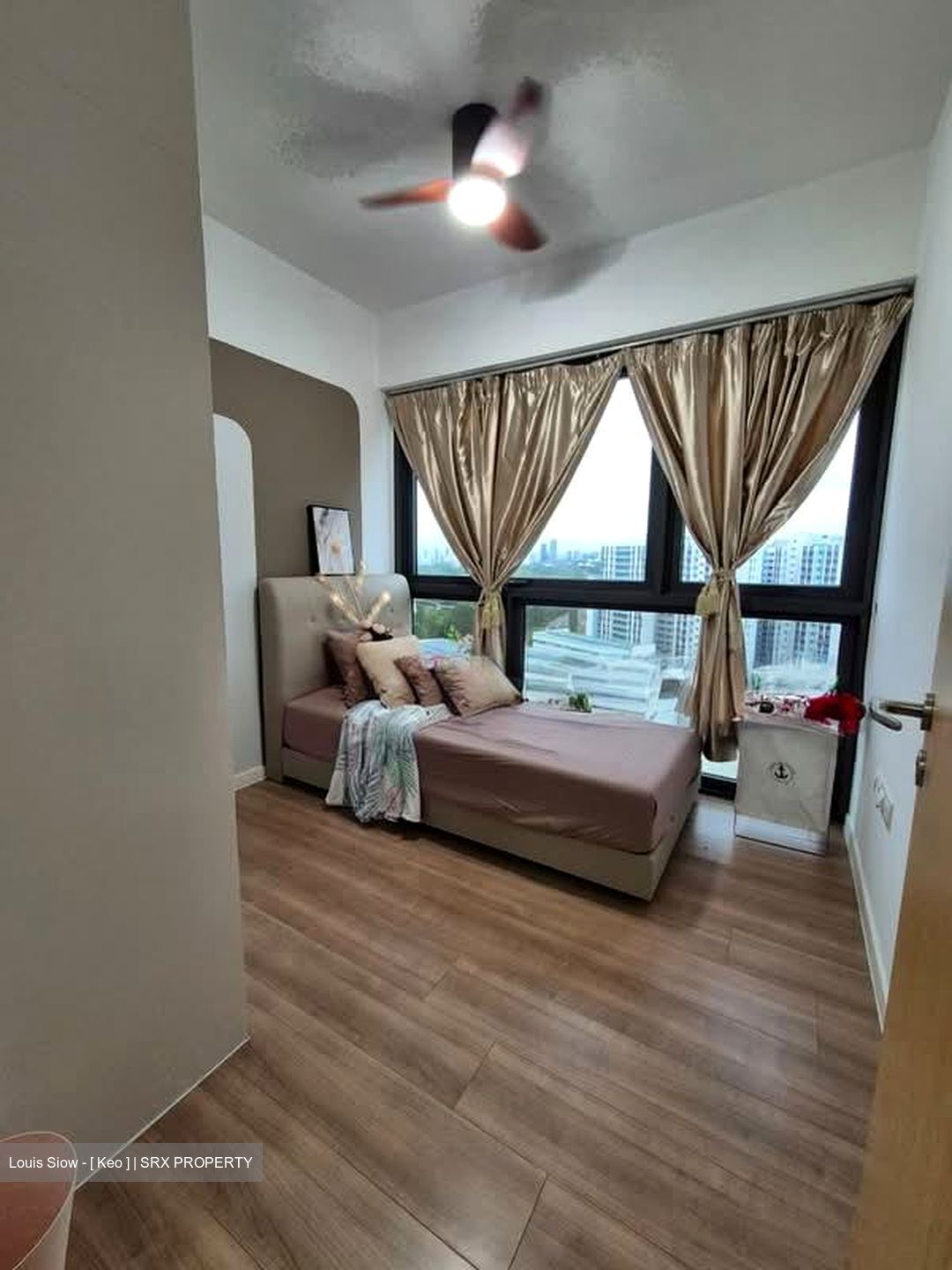 The Lakefront Residences (D22), Condominium #557276331